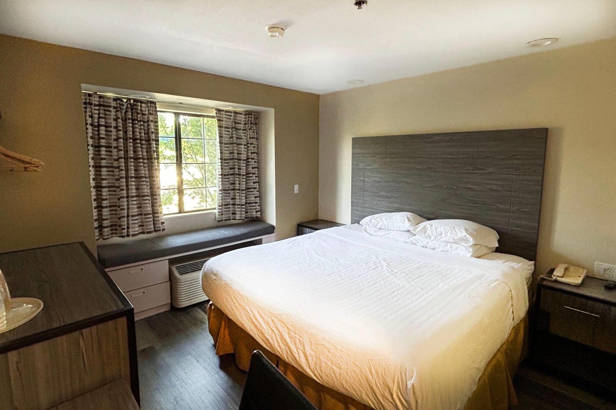 Travelodge By Wyndham Arlington/Dallas Area Esterno foto